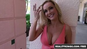 RealityKings - Mommy Hunter - High Arch